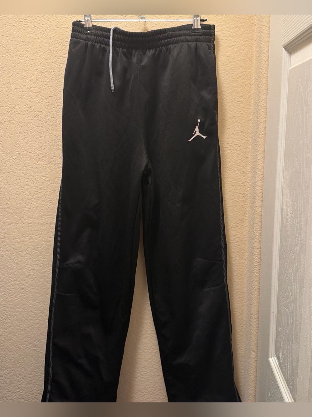 Jordan Kids Black Jogger Pants with White Jumpman